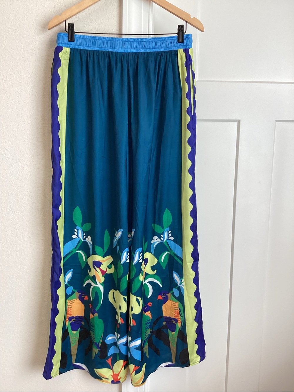 🦜Anthropologie Claire Colin Wide-Leg Pants Celandine NEW Blue Tropical SMALL - Picture 11 of 16